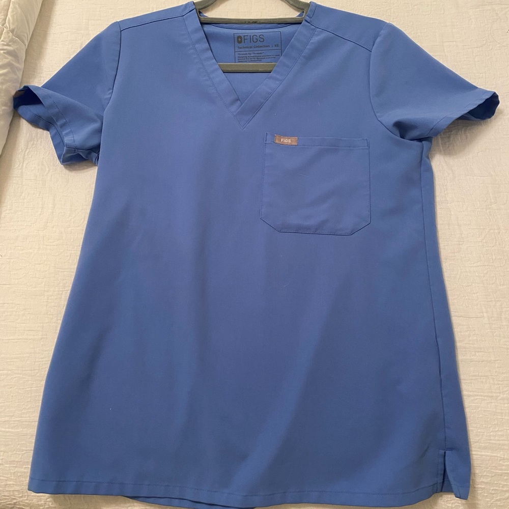FIGS scrub top